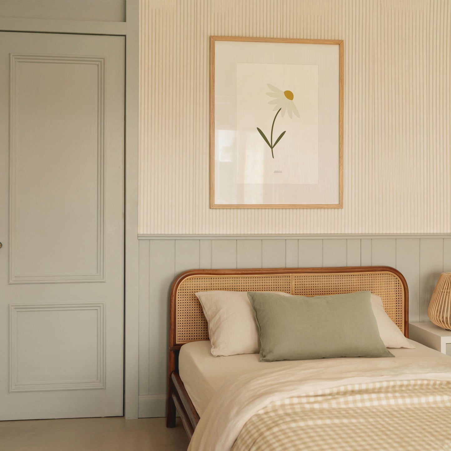 Single Stem Daisy Print